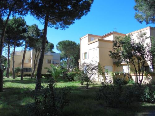 T2 climatisé avec terrasse à 200m de la plage