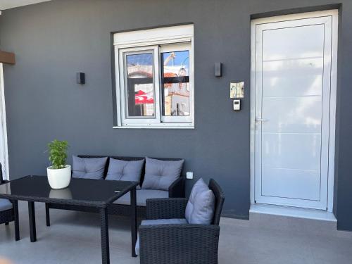 Harriet Beauty Studios