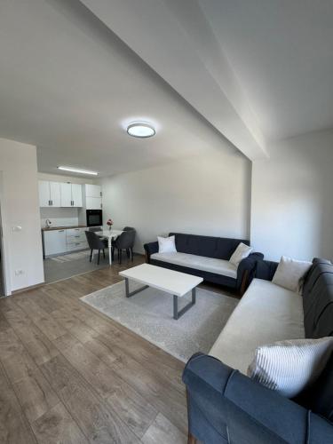 Ruang duduk di 05 City Center 1bedroom