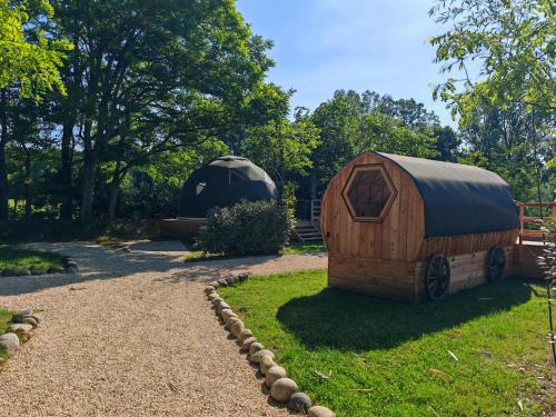 Zahrada ubytování Camping de l'arche Roulotte géodésique