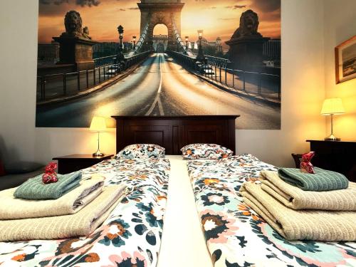 Liana-Luxury And Central Flat