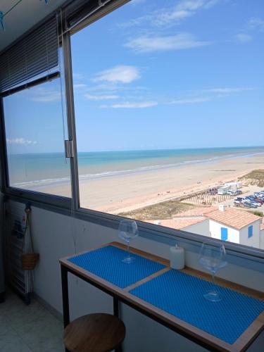 CHARMANT T2 Avec LOGGIA VUE MER