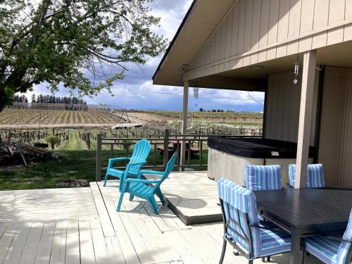 Φωτογραφία από το άλμπουμ του Vineyard and winery guest house 