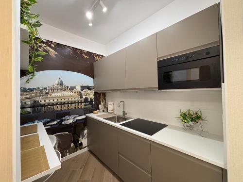 Saint Peter's Sunset View Luxury Apartment