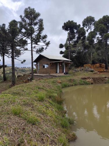 Landskap semula jadi dekat dengan chalet