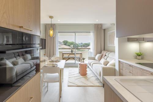 Photo de la galerie de l'établissement Natur'Azur - Cosy & Plage à pied, Piscines, Parking privé, à Roquebrune-sur Argens