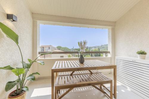 Photo de la galerie de l'établissement Natur'Azur - Cosy & Plage à pied, Piscines, Parking privé, à Roquebrune-sur Argens