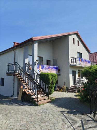 Pełna Chata Trojanka