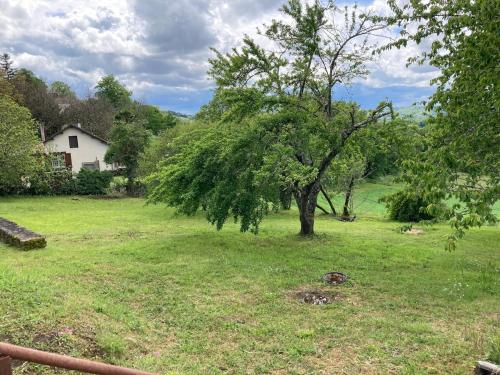 Κήπος έξω από το Le Périd'Or - Maison avec très belle vue à Marnac