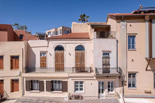 Venetian Harbour Residence