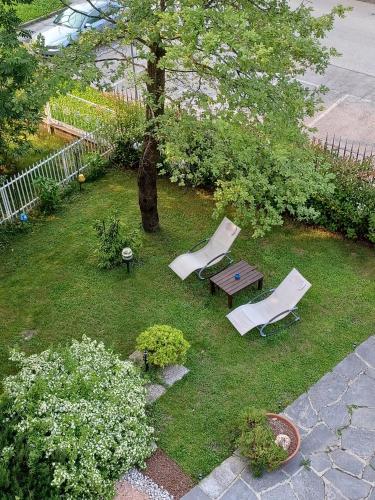 Zahrada ubytování Appartamenti La Menaresta quiet & relax near Bellagio