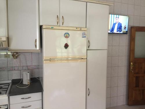 Dapur atau dapur kecil di burda kendine geleceksin