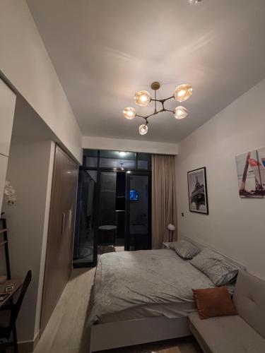 Azizi Riviera 1 A