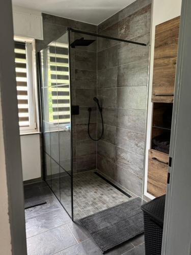 Φωτογραφία από το άλμπουμ του Moderne Zimmer nähe A3 σε Ransbach-Baumbach