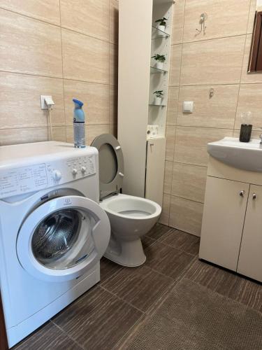 Ένα μπάνιο στο Pulsar Apartments