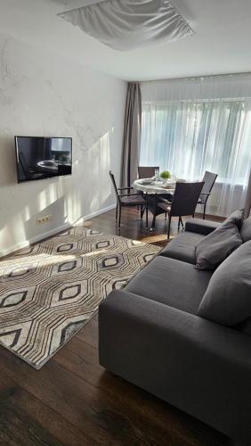 Μια τηλεόραση ή/και κέντρο ψυχαγωγίας στο Marta's apartment