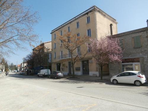 Hôtel le Moderne
