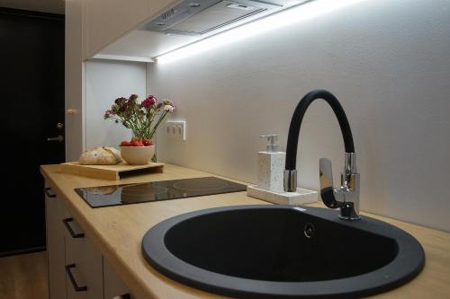 Fotografie z fotogalerie ubytování Pretty Little Stay - Cozy Studio in Central Riga v Rize