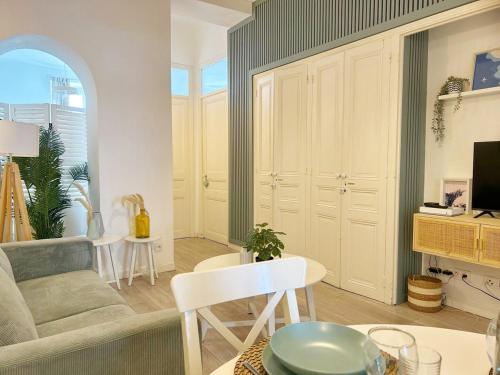 RF108 Spacious 3-room Centre Cannes