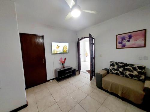 Χώρος καθιστικού στο Casa Espaçosa 3 Quartos Sala Cozinha e Churrasqueira