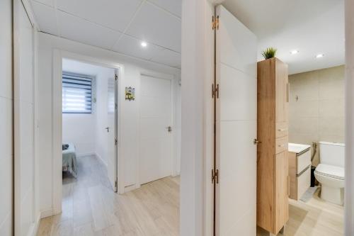Modern Unit 5 mins walk to Historical