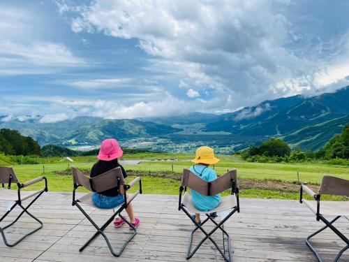 Landskap semula jadi dekat dengan chalet