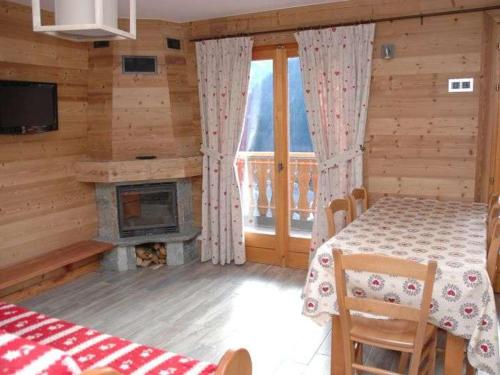 Photo de la galerie de l'établissement Charmant 3 pièces pour 6 pers. avec balcon, wifi, animaux admis, parking collectif - Châtel - FR-1-676-222, à Châtel