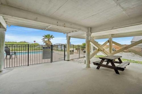 Serenity is Yours Oceanfront Pool SP2 photo 71