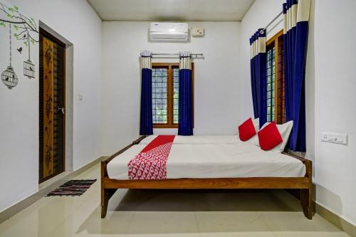 Fotografie z fotogalerie ubytování Hotel O Green Valley Home Stay v destinaci Neriyamangalam