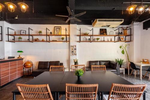 Kata Station Boutique Hotelにあるレストランまたは飲食店