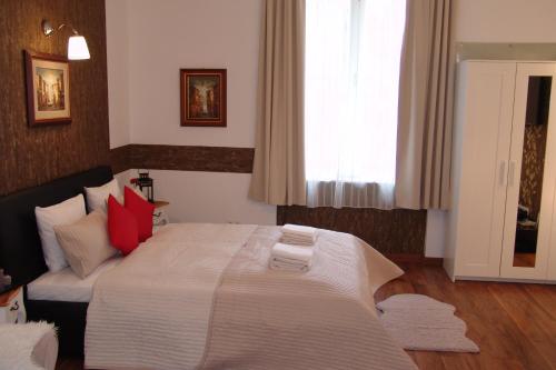 Romantic Centrum Apartman 1052 Budapest, Régiposta utca 7-9 kép - 3