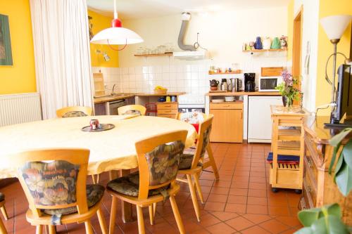 Η κουζίνα ή μικρή κουζίνα στο Adelheidshof