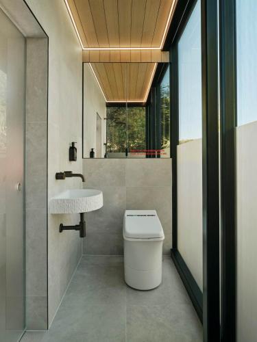 Un baño de Mirror Home Yarra Valley