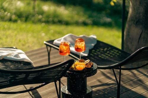 a black table with food on top of it at RELAX HILL Vendégház in Dunabogdány
