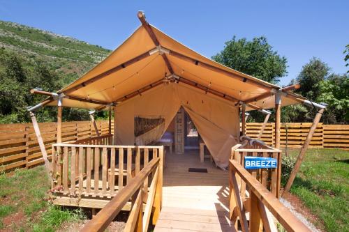 Foto Kotoris asuva majutusasutuse Sea Glamping galeriist