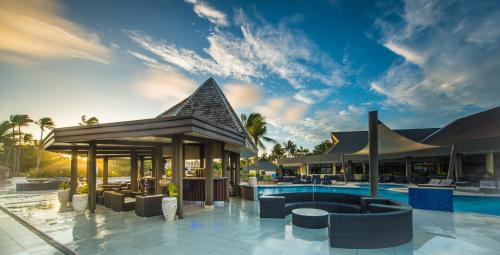 Piscina de la sau aproape de Mana Island Resort & Spa - Fiji