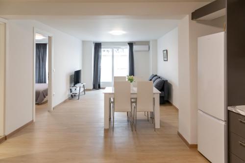 Urban Athens - One Bedroom