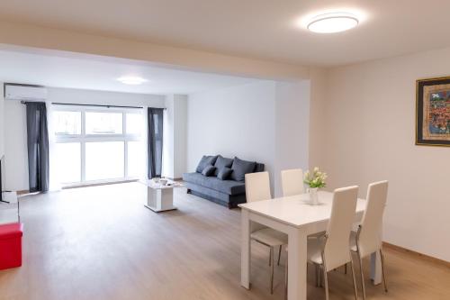 Ethra Urban Athens - One Bedroom