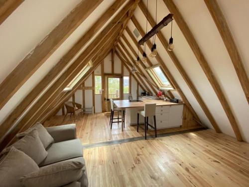 La Grange - unique property, peace, space & light