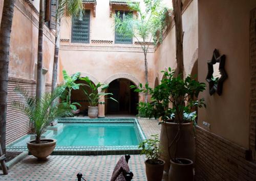 Bazén v ubytování Riad Dar Hamid Hotel & Spa nebo v jeho okolí