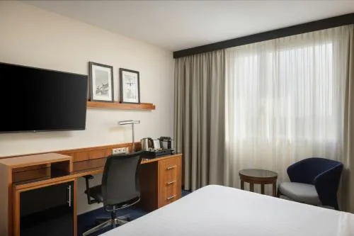 Courtyard by Marriott Toulouse Airport photo 13