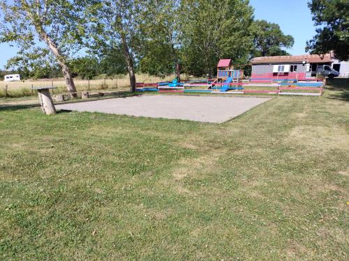 Billede fra billedgalleriet på Camping Au Vent Des Marais i Longeville-sur-Mer