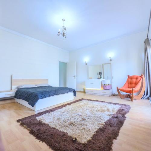 2BR Apartment Nile View Zamalek Prime Spot