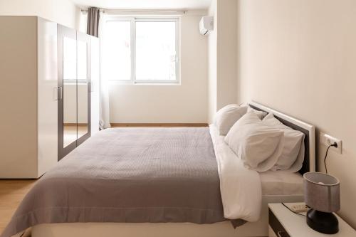 Ethra Urban Athens - One Bedroom #8