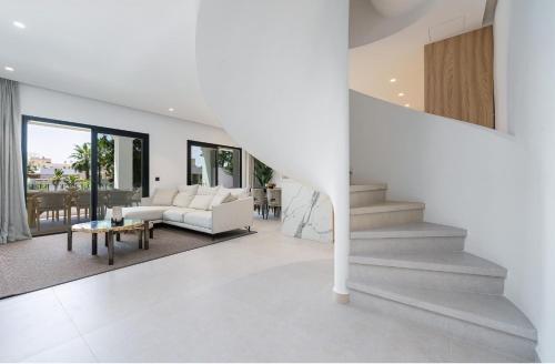 Triplex en Aloha Gardens, 4 habitaciones