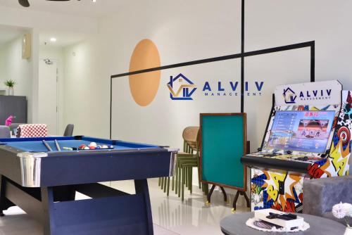 NEW! The Apple Residence I 2-3BR I Game I 5min Jonker - Managed by Alviv Homestayにあるビリヤード台