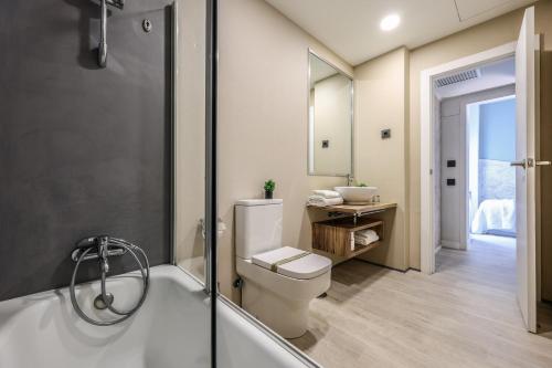Ένα μπάνιο στο Habitaciones Atocha Rio