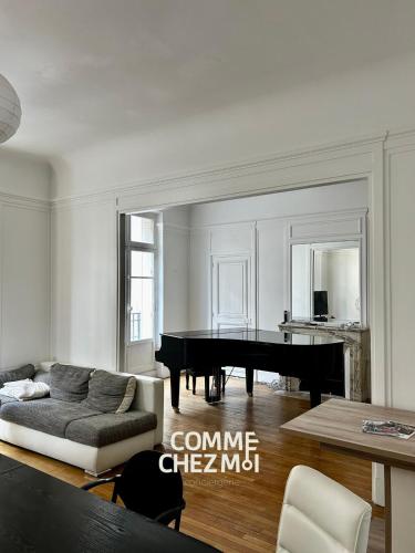 Photo de la galerie de l'établissement Le Poincaré - Spacieux appartement pour 4 à 8 personnes, à Nancy