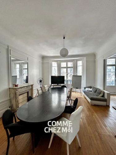 Photo de la galerie de l'établissement Le Poincaré - Spacieux appartement pour 4 à 8 personnes, à Nancy