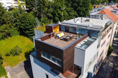 Panorama Penthouse with Hot Tub and Sauna
